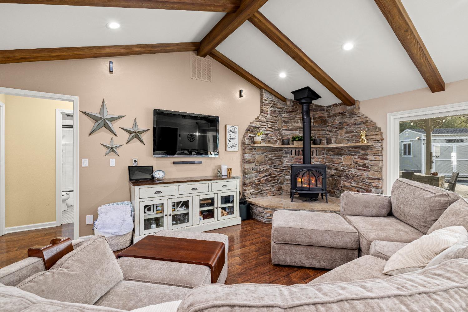 1044 Diamante Robles Court