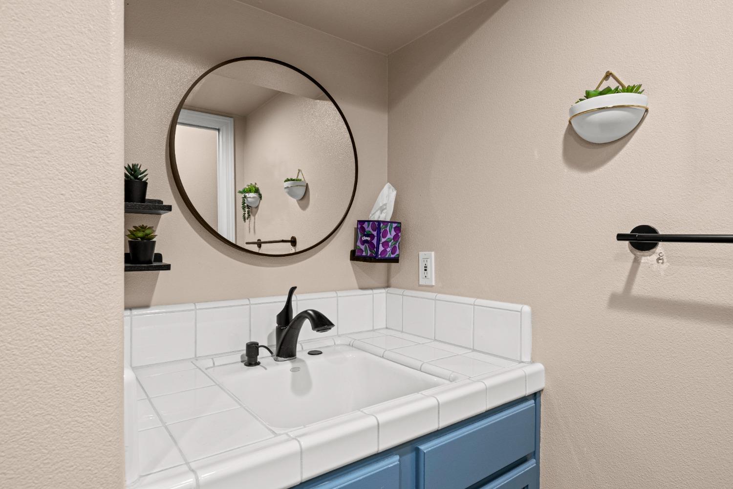 1044 Diamante Robles Court