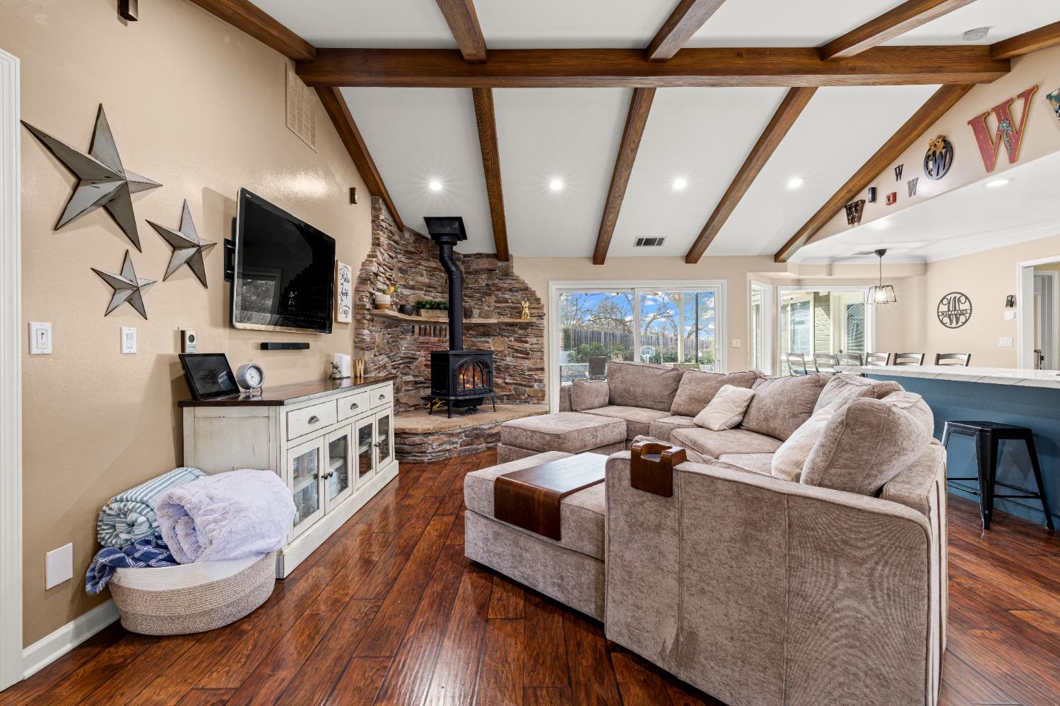 1044 Diamante Robles Court