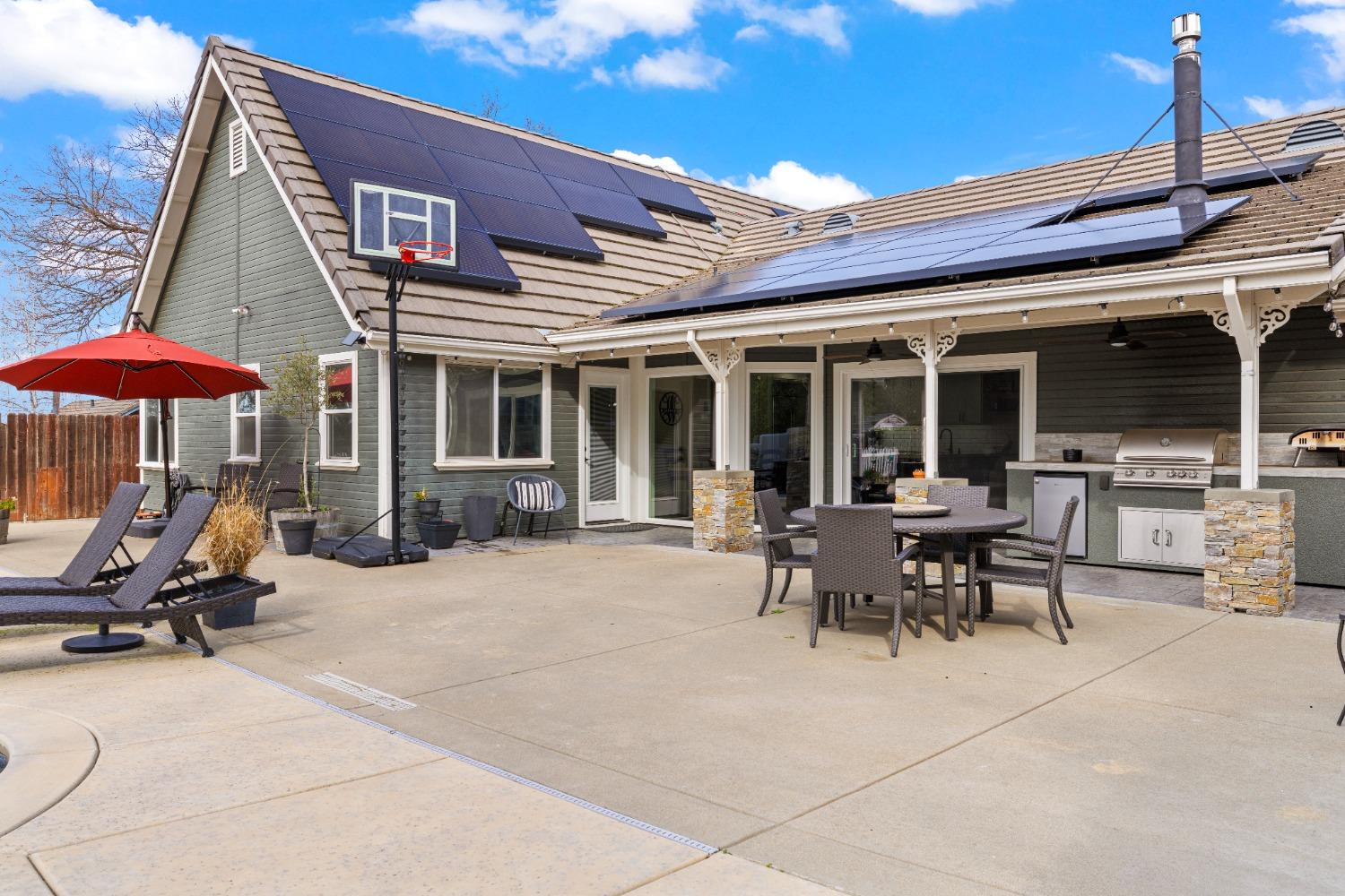 1044 Diamante Robles Court