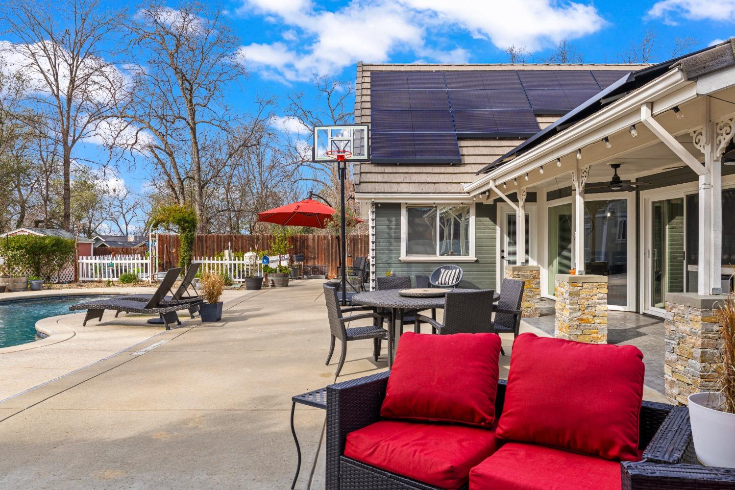 1044 Diamante Robles Court