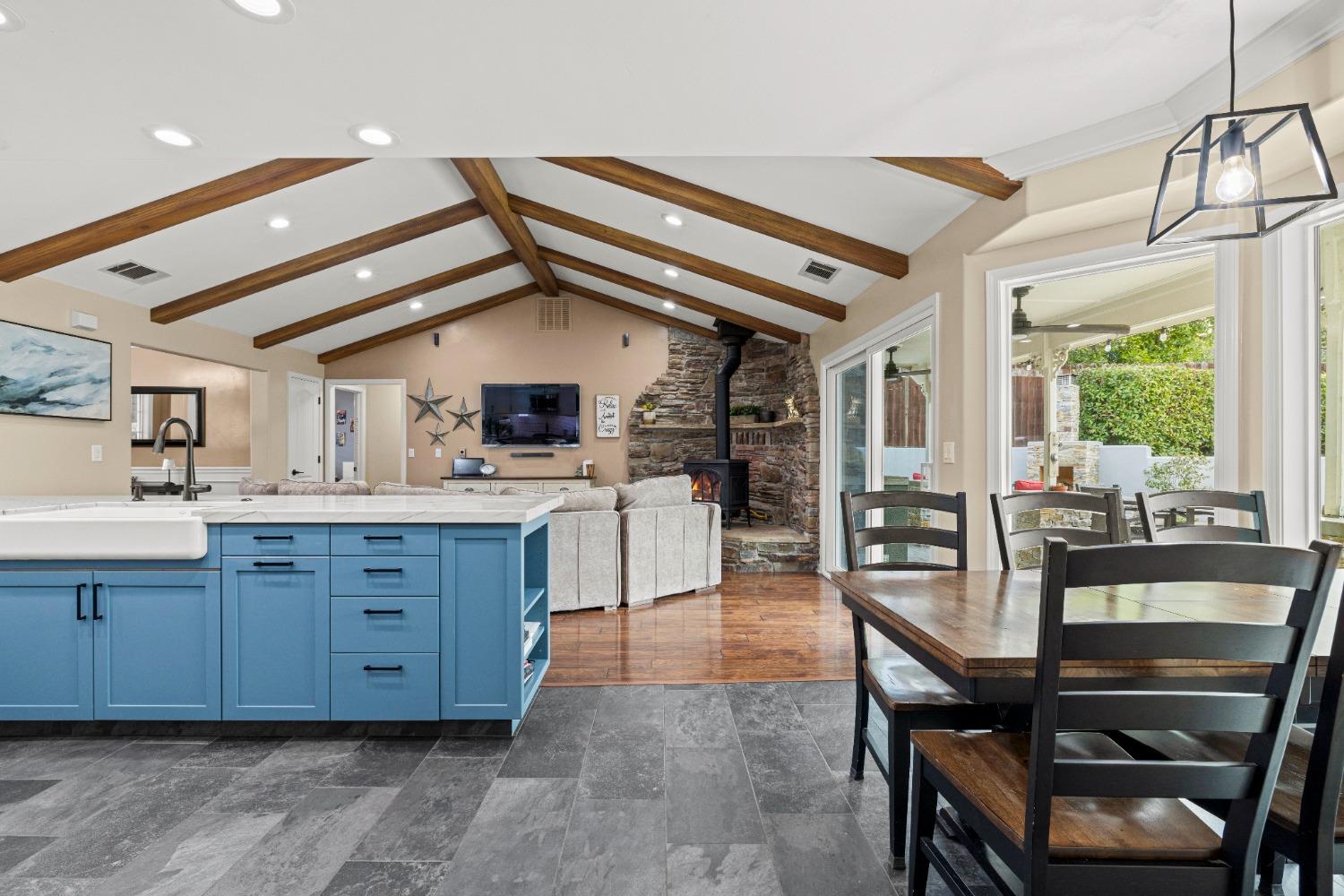 1044 Diamante Robles Court