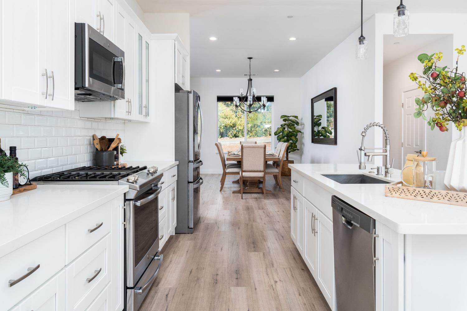 3262 Country Club Drive