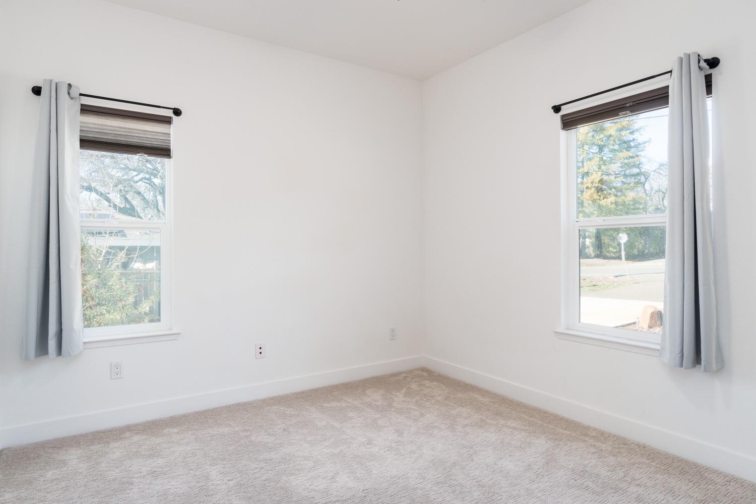 3262 Country Club Drive