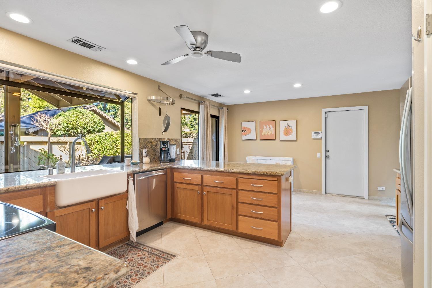 11375 Gold Country Boulevard