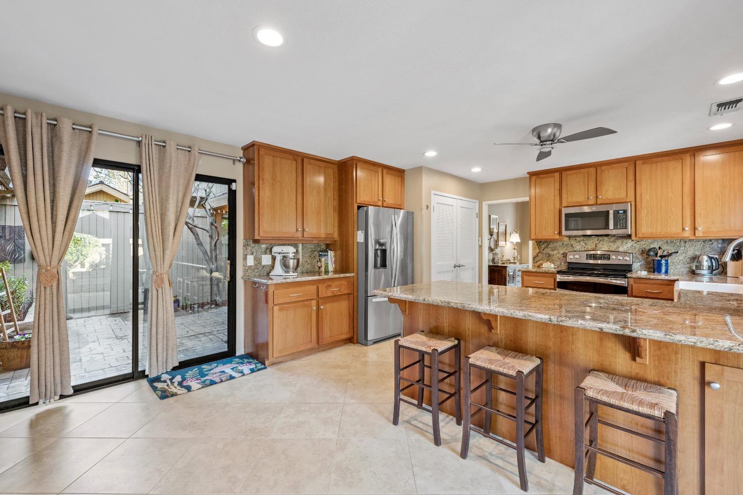 11375 Gold Country Boulevard