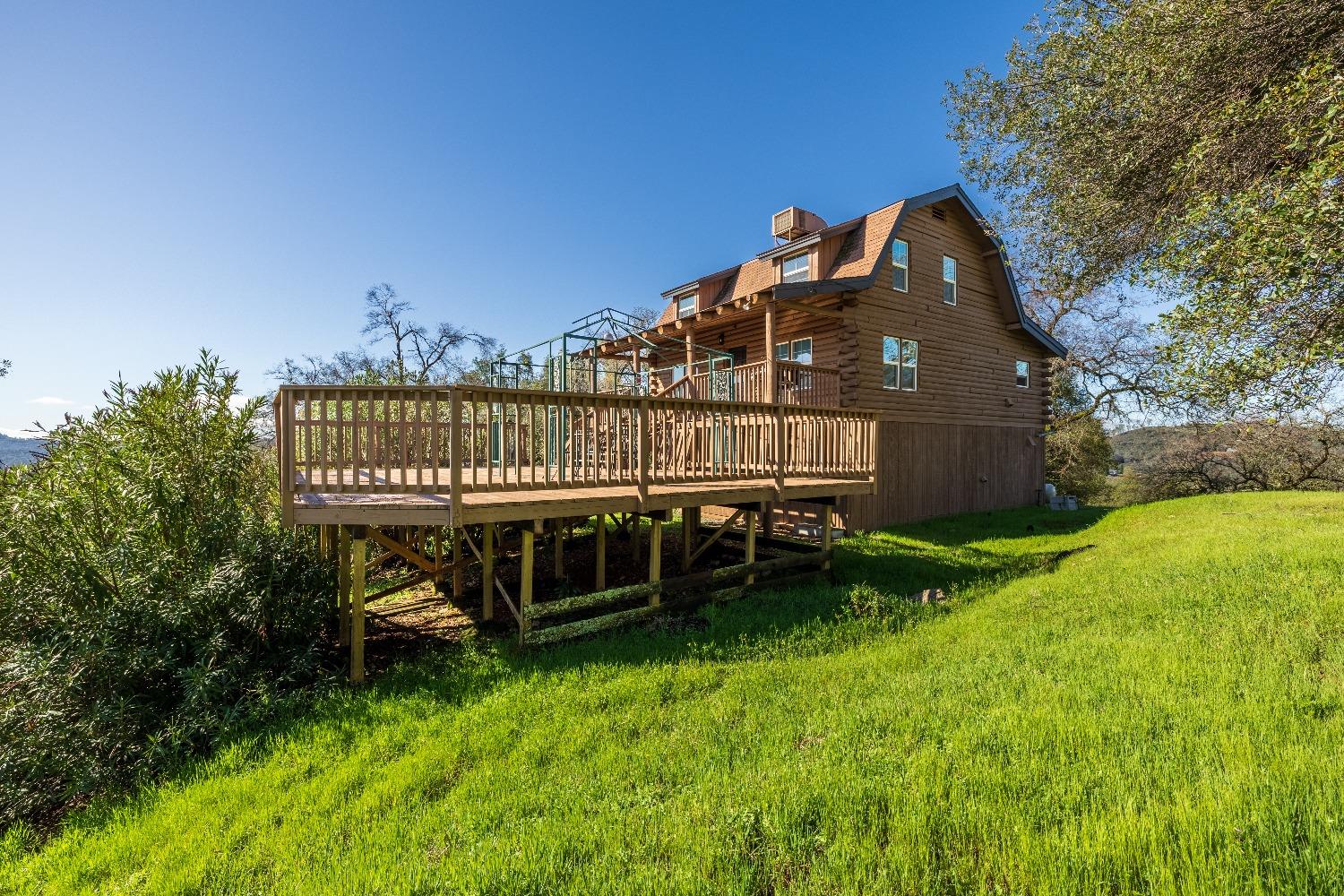 2203 Alpine View Drive