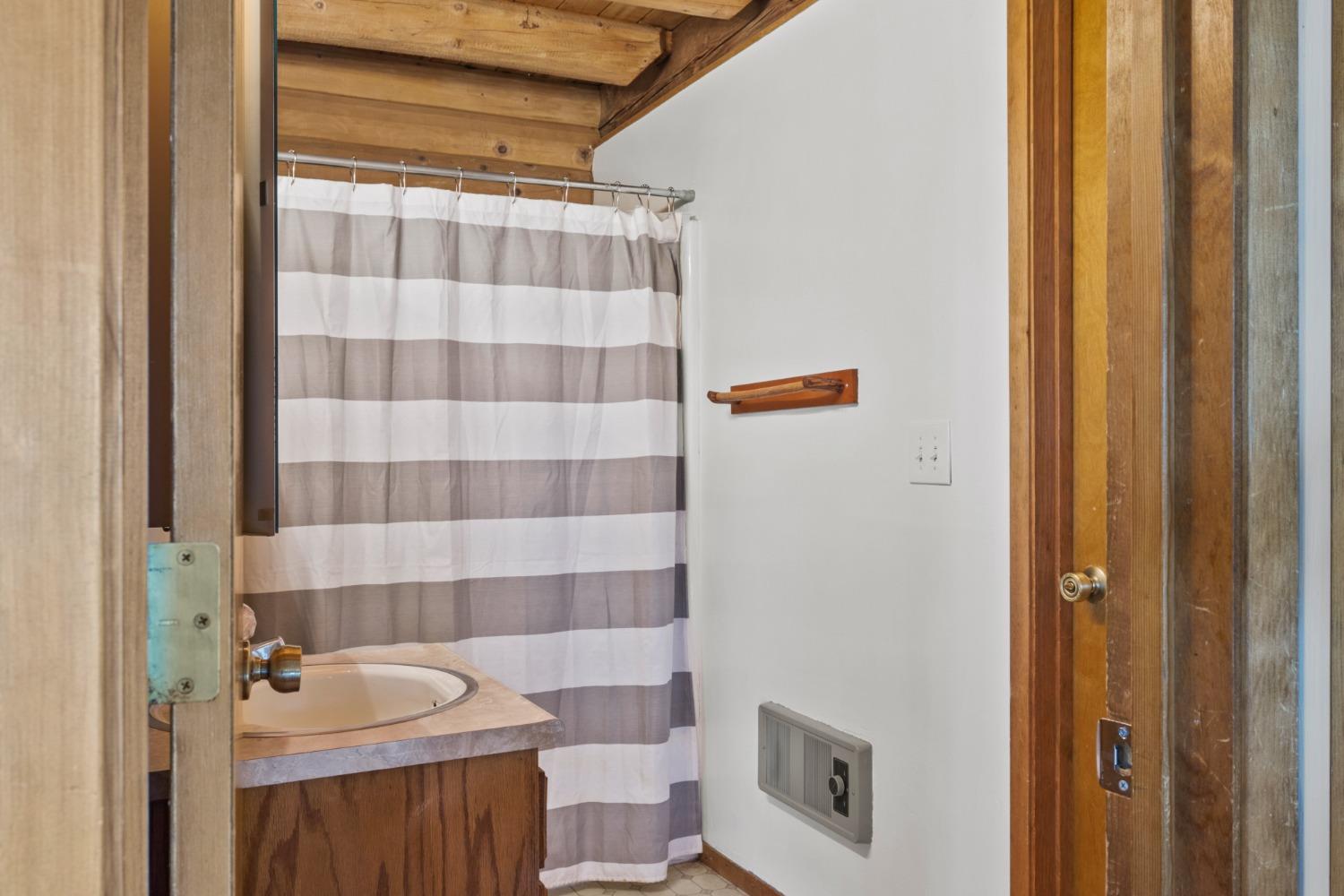 2203 Alpine View Drive