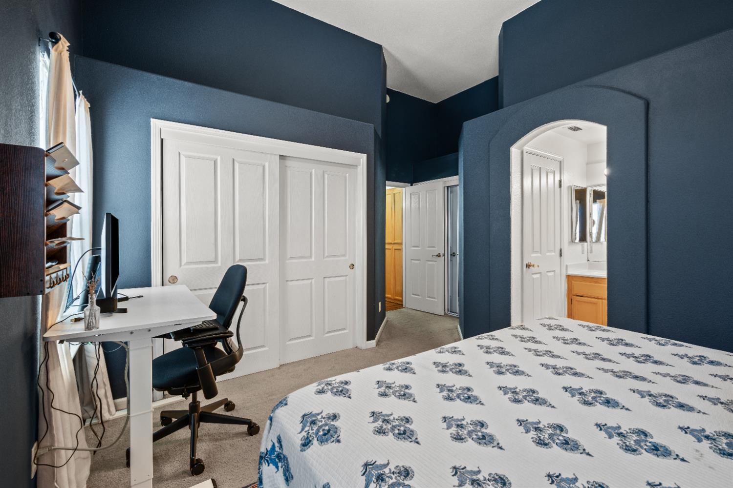 5004 Birchwood Court