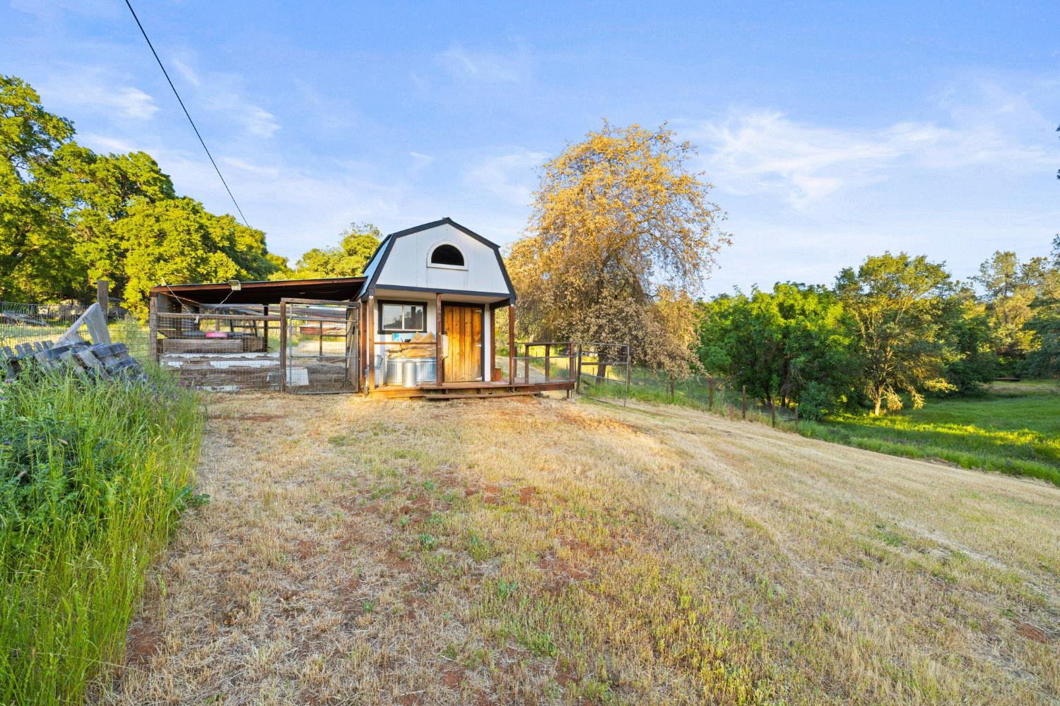 1761 Springvale Road