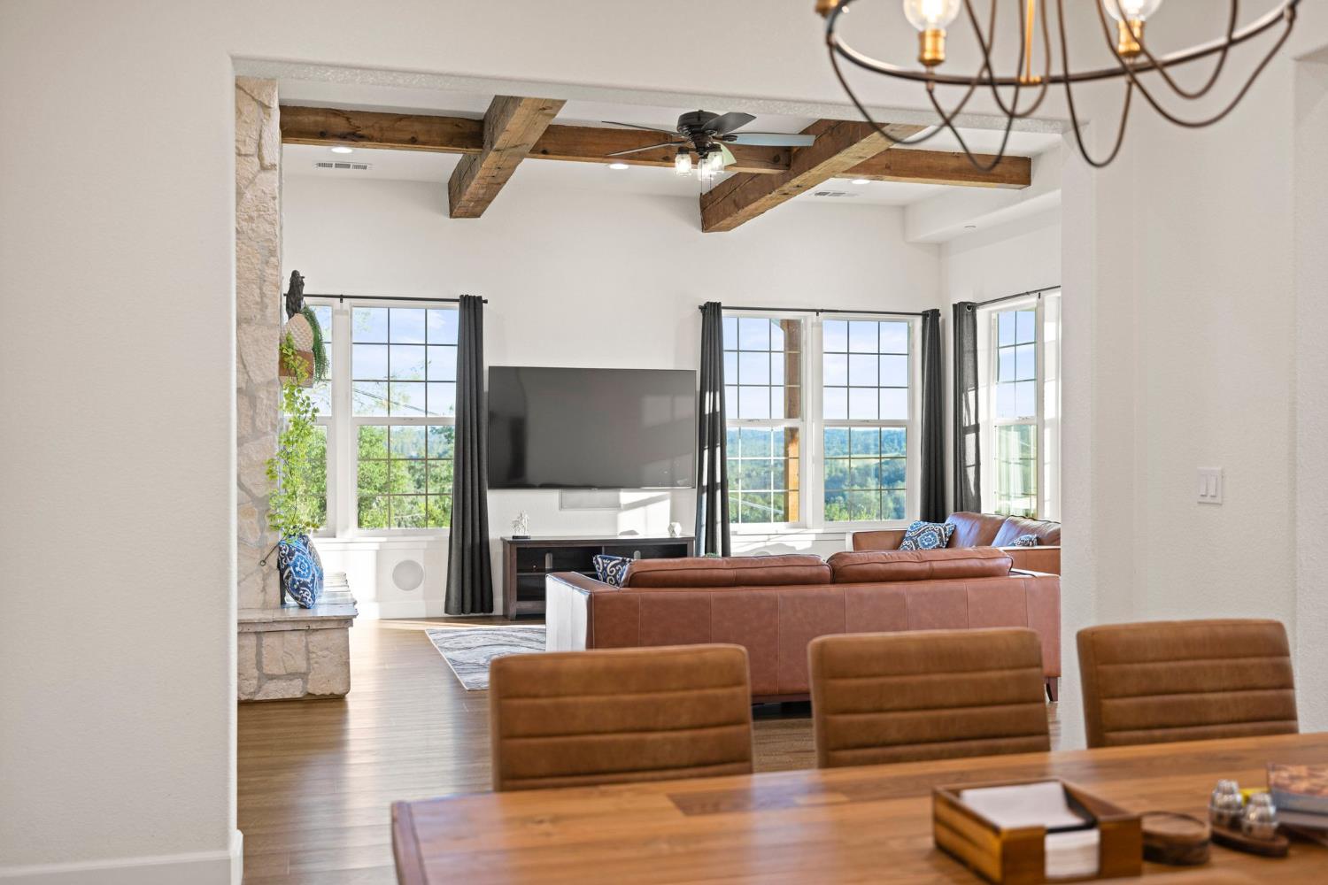 1761 Springvale Road