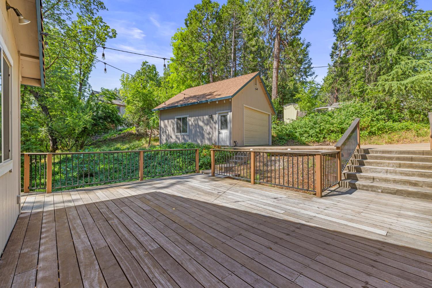 899 Holly Way