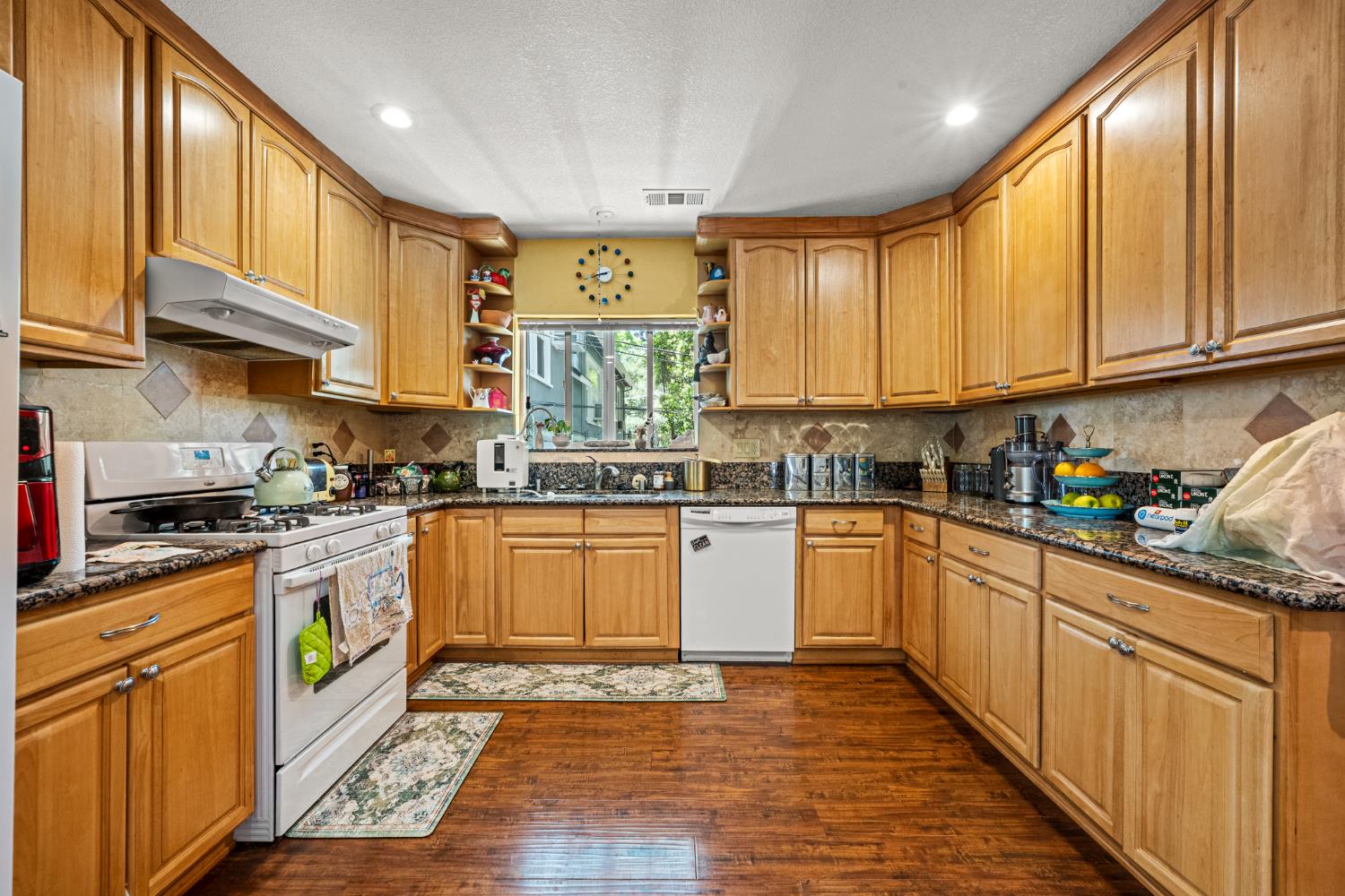 4908 Gastman Way