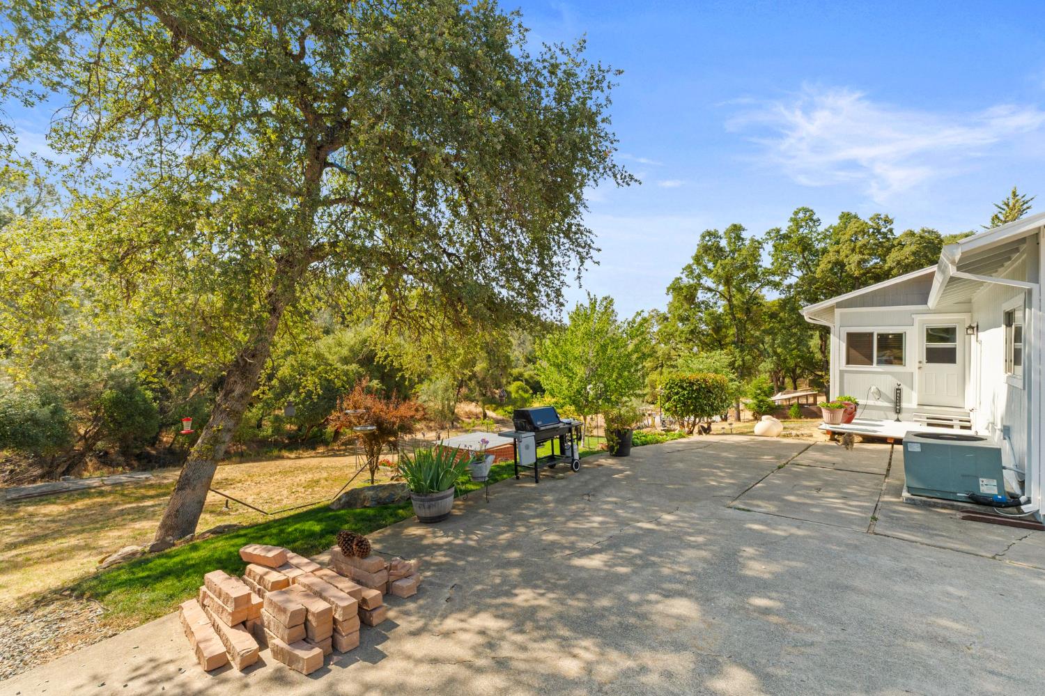 6301 Crystal Boulevard