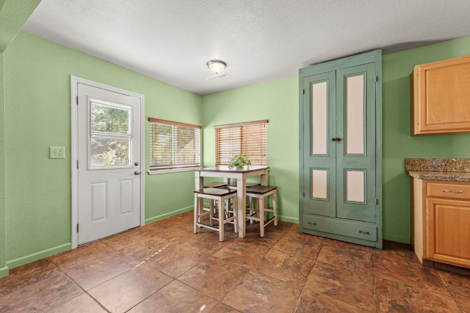 6301 Crystal Boulevard