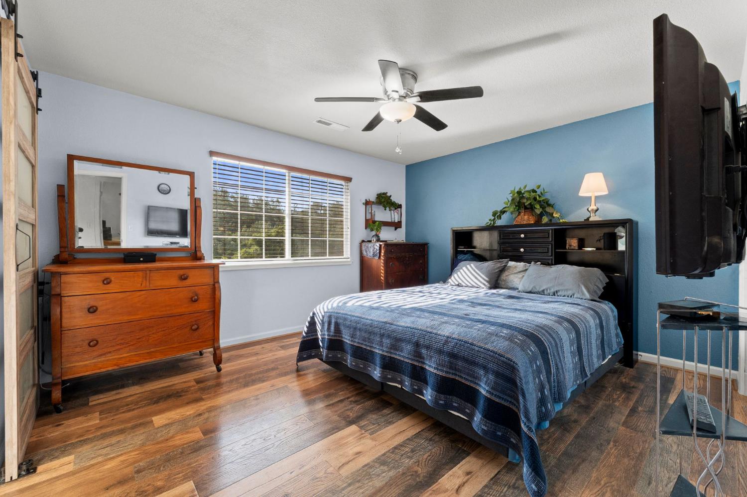 6301 Crystal Boulevard