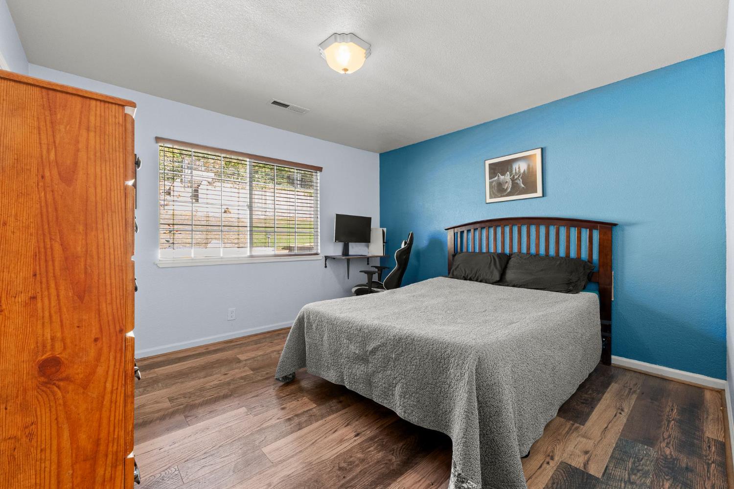 6301 Crystal Boulevard