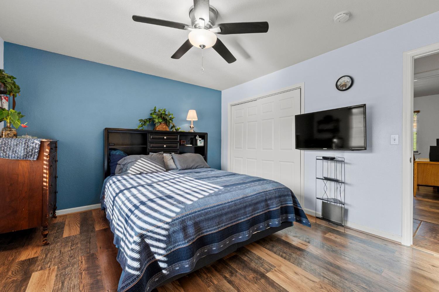 6301 Crystal Boulevard