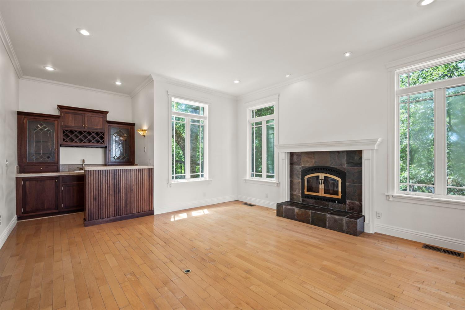 6060 Keeble Lane