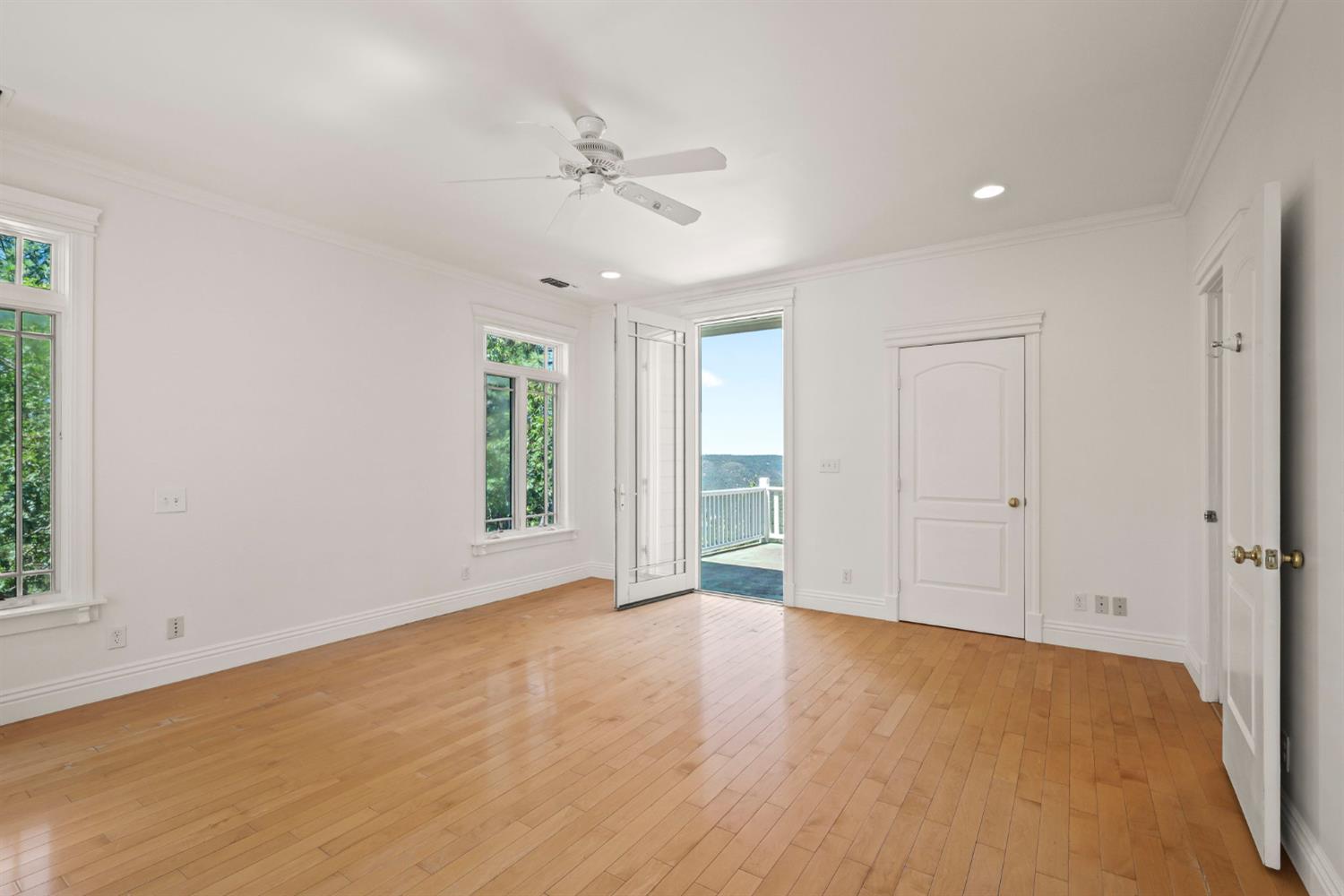 6060 Keeble Lane