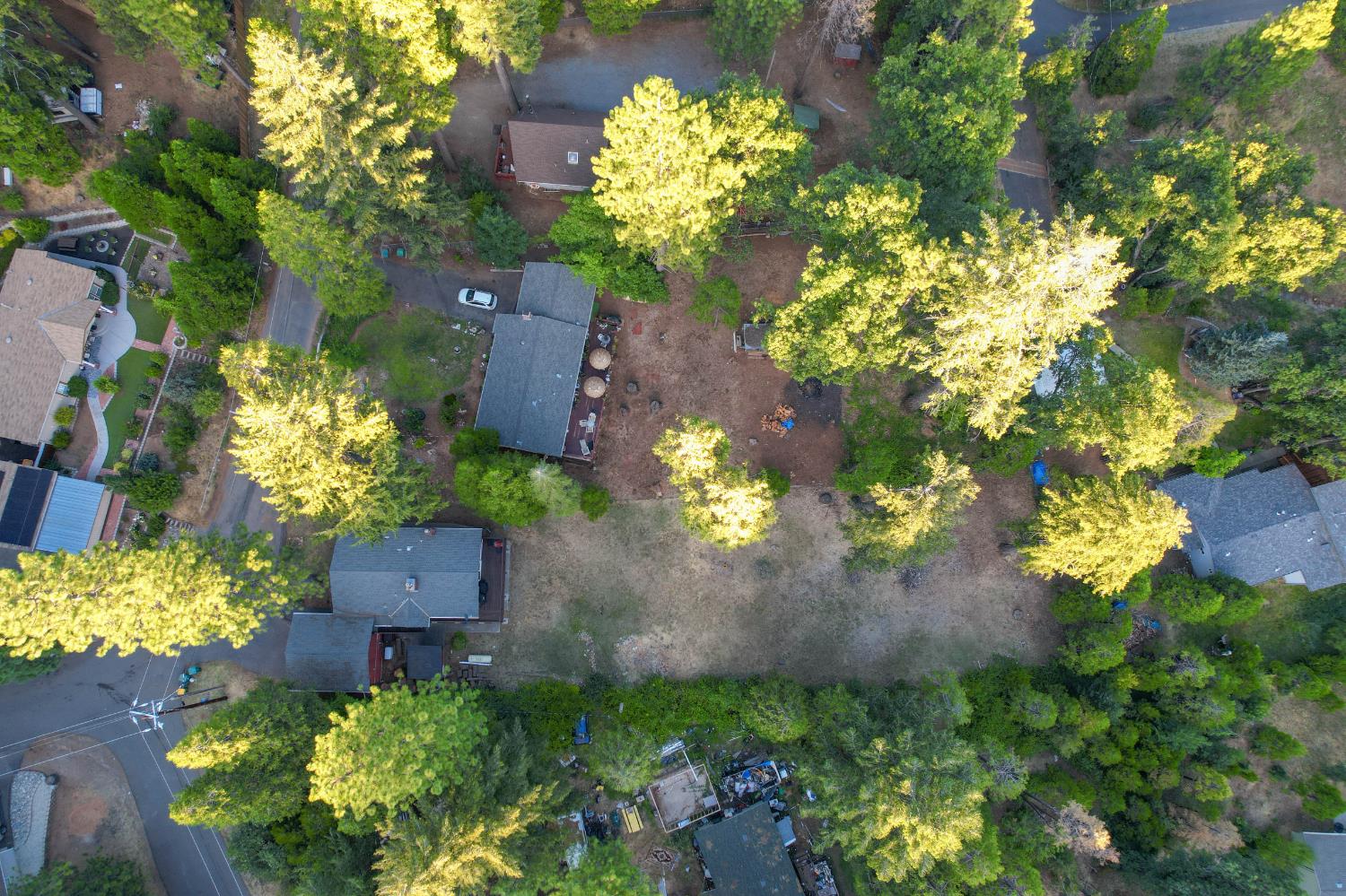 3044 Leaf Circle