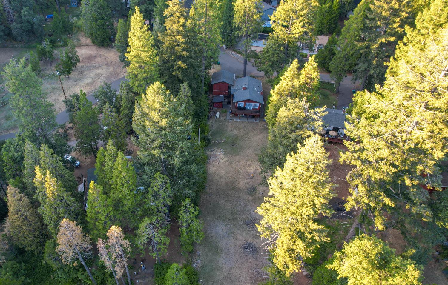 3044 Leaf Circle