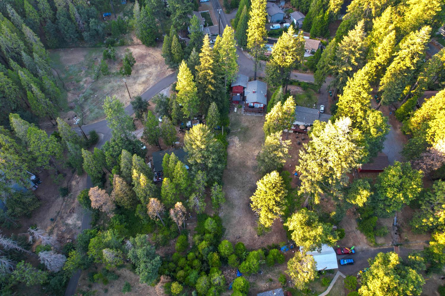3044 Leaf Circle