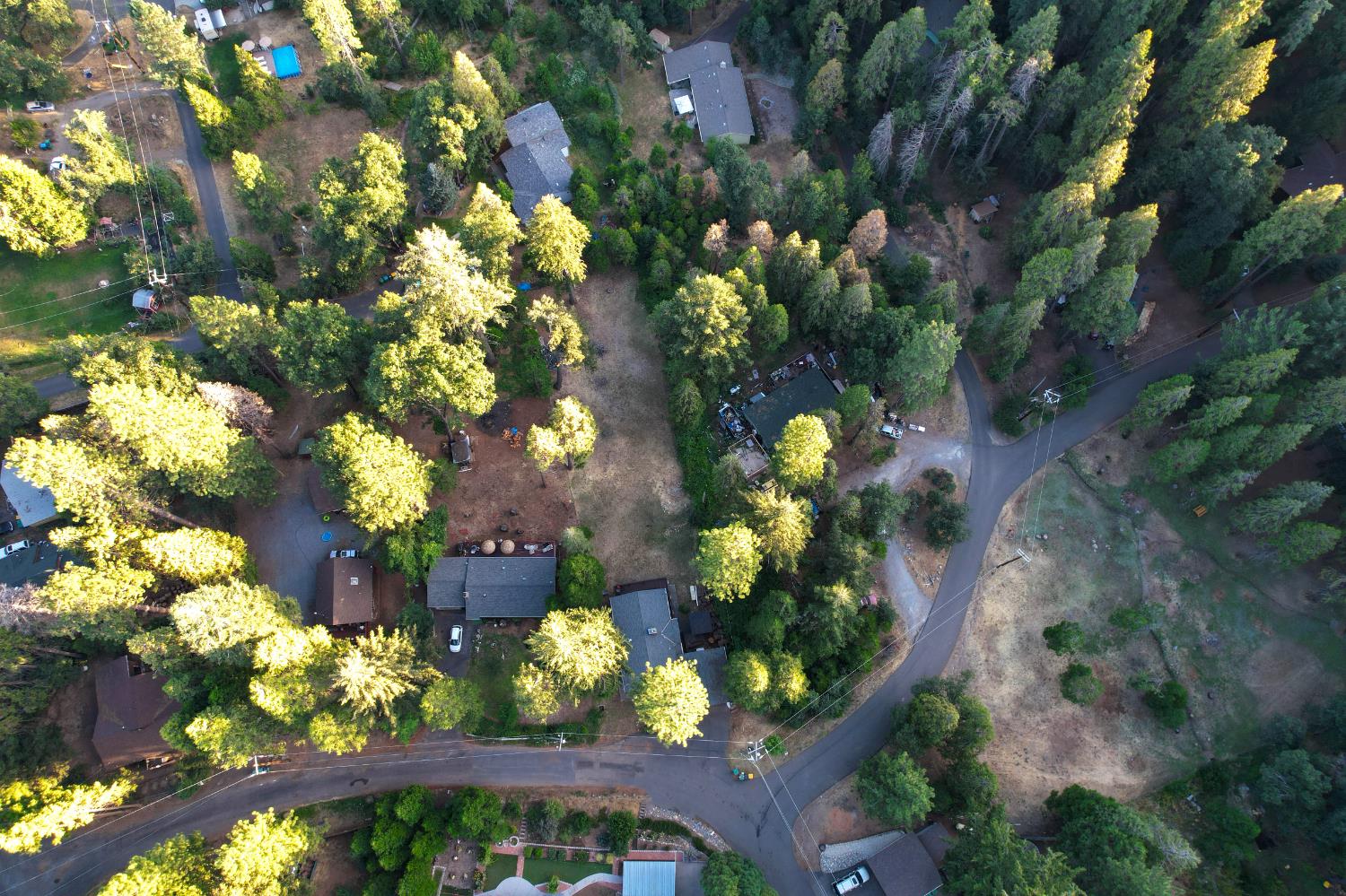 3044 Leaf Circle