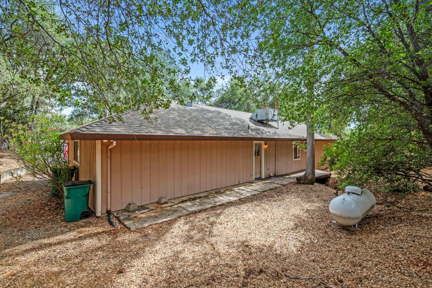 6321 Zamora Drive