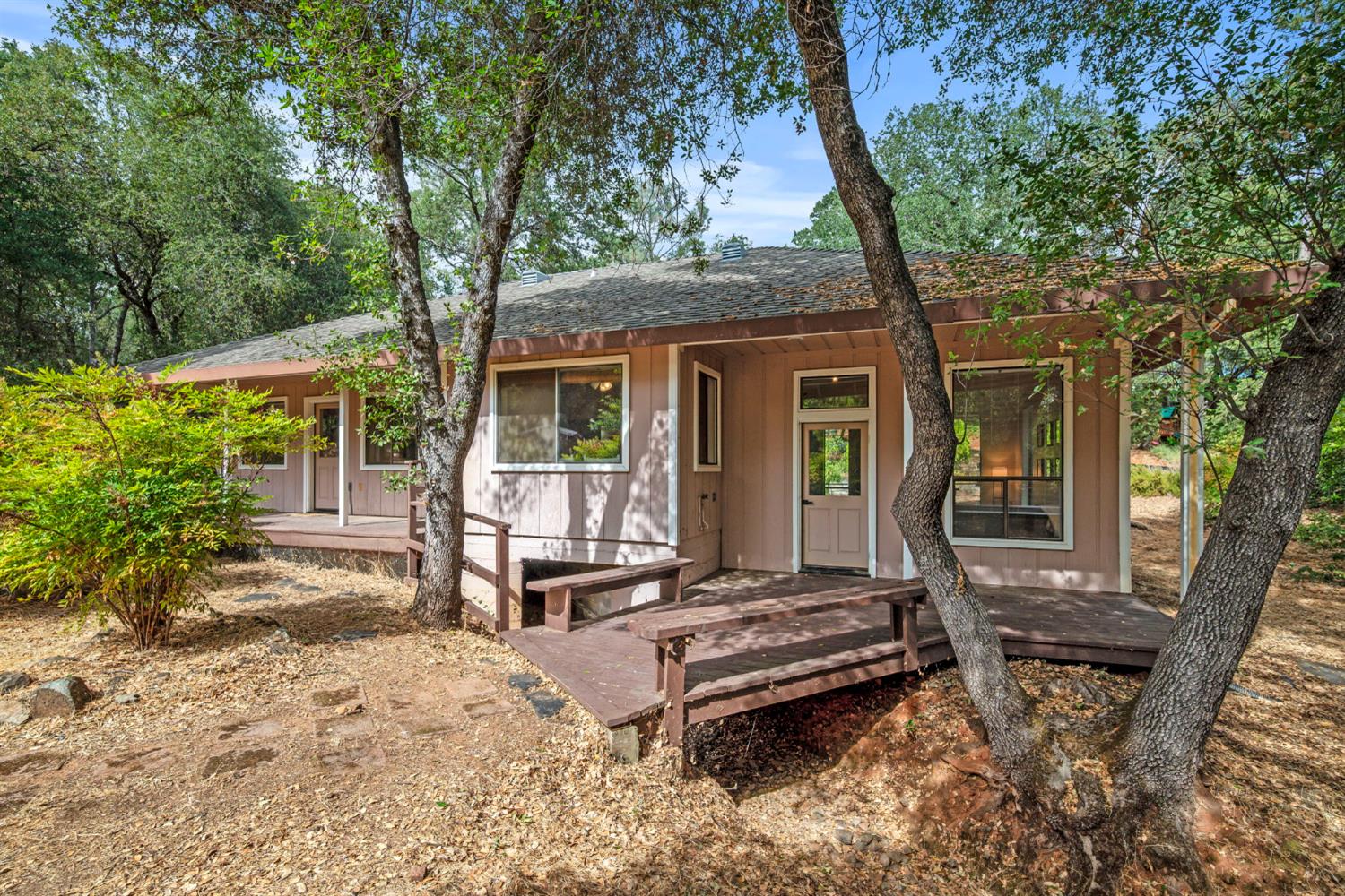 6321 Zamora Drive