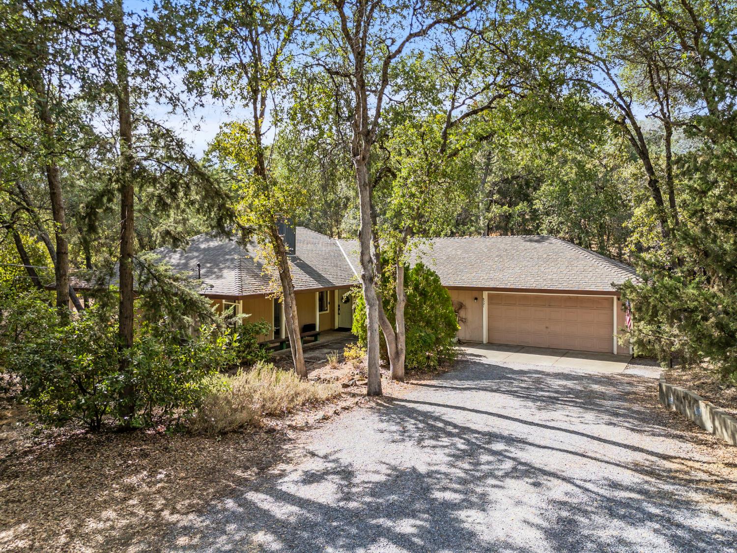 6321 Zamora Drive