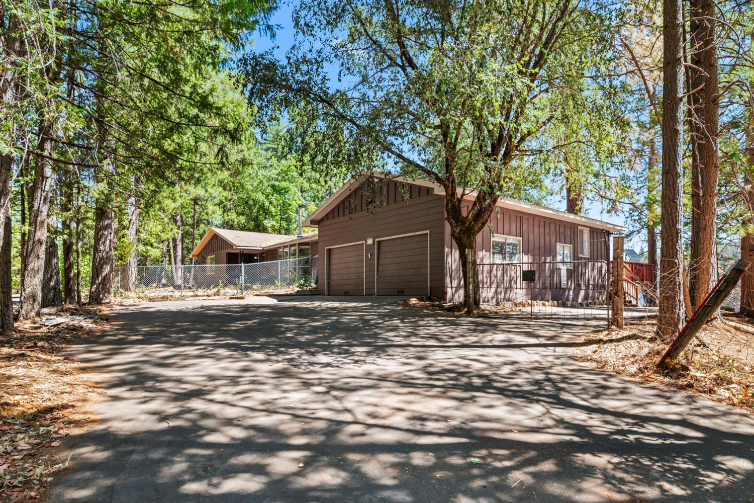 5925 Sly Park Road