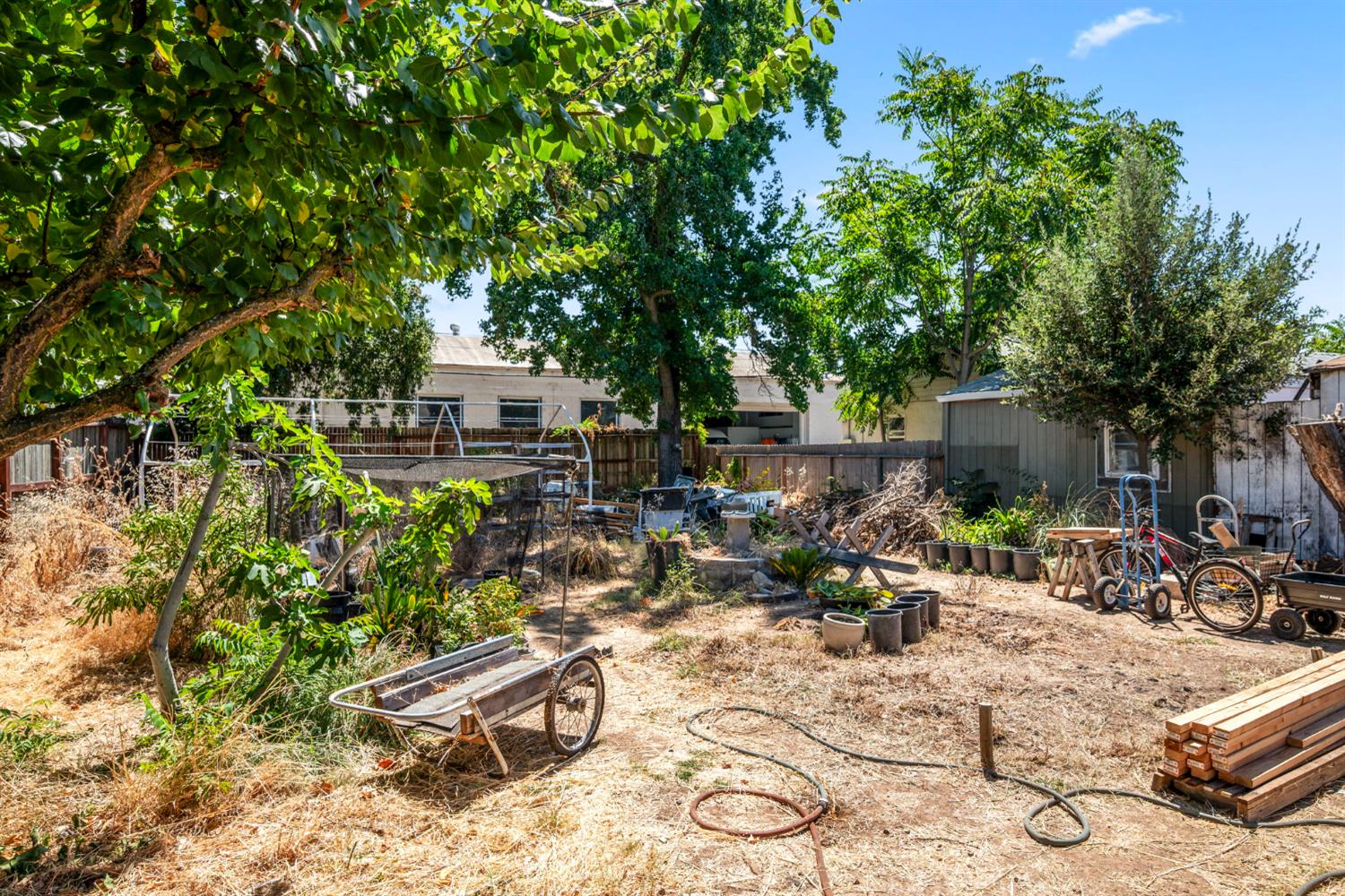 1204 El Monte Avenue