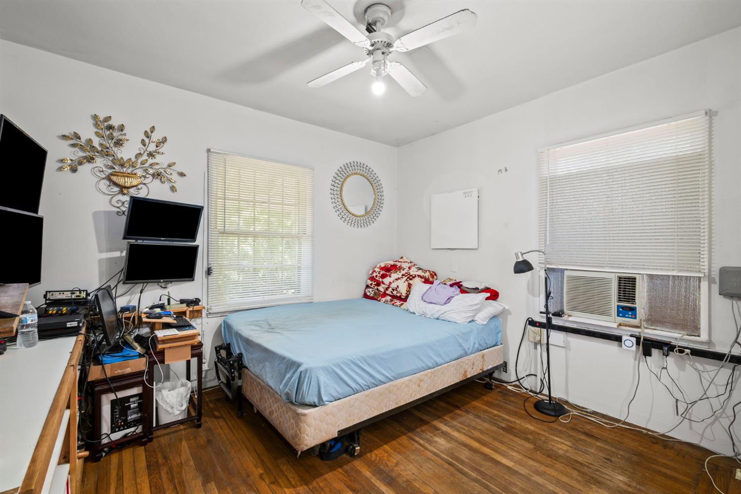 1204 El Monte Avenue