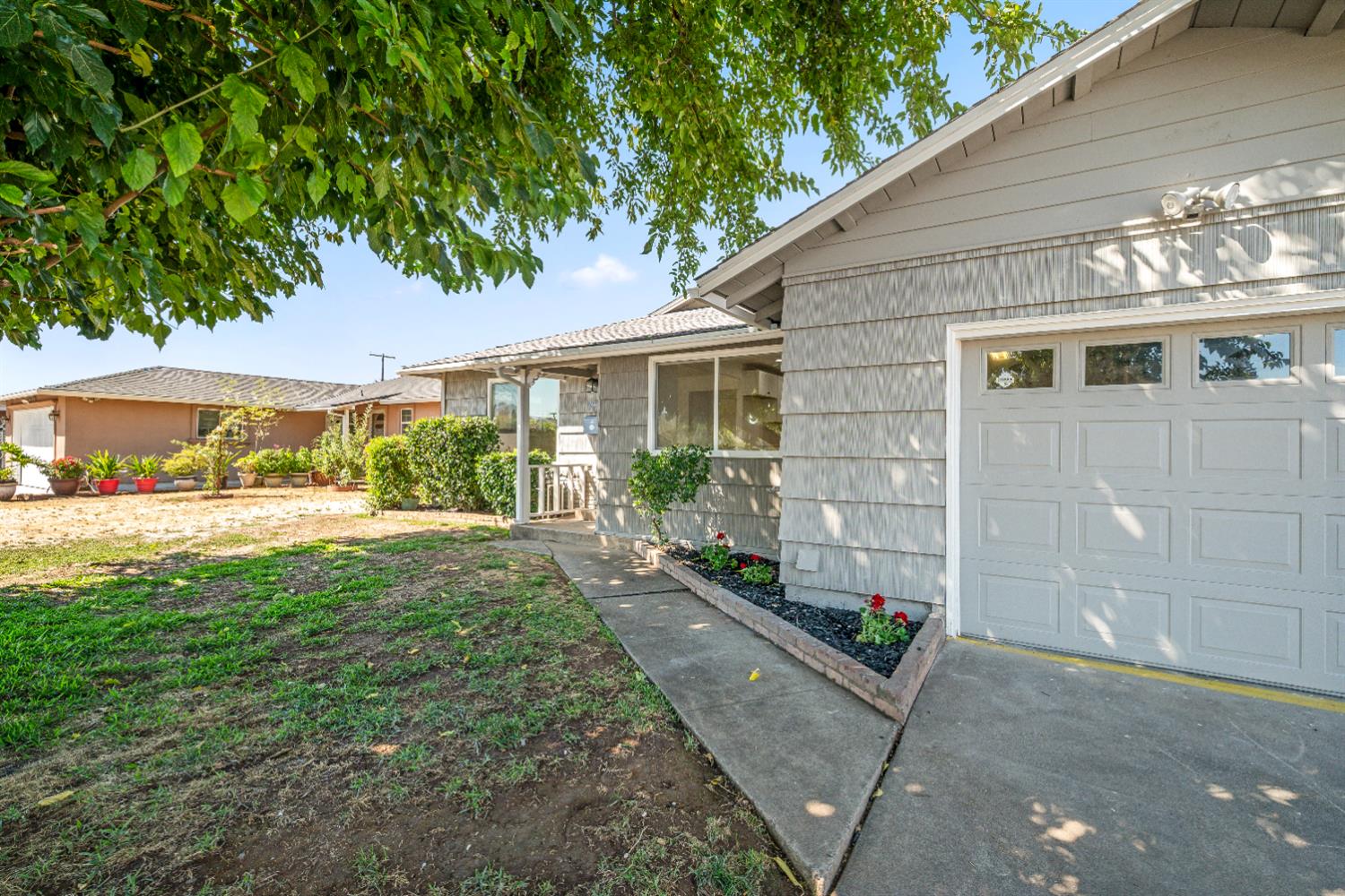 2628 Tronero Way