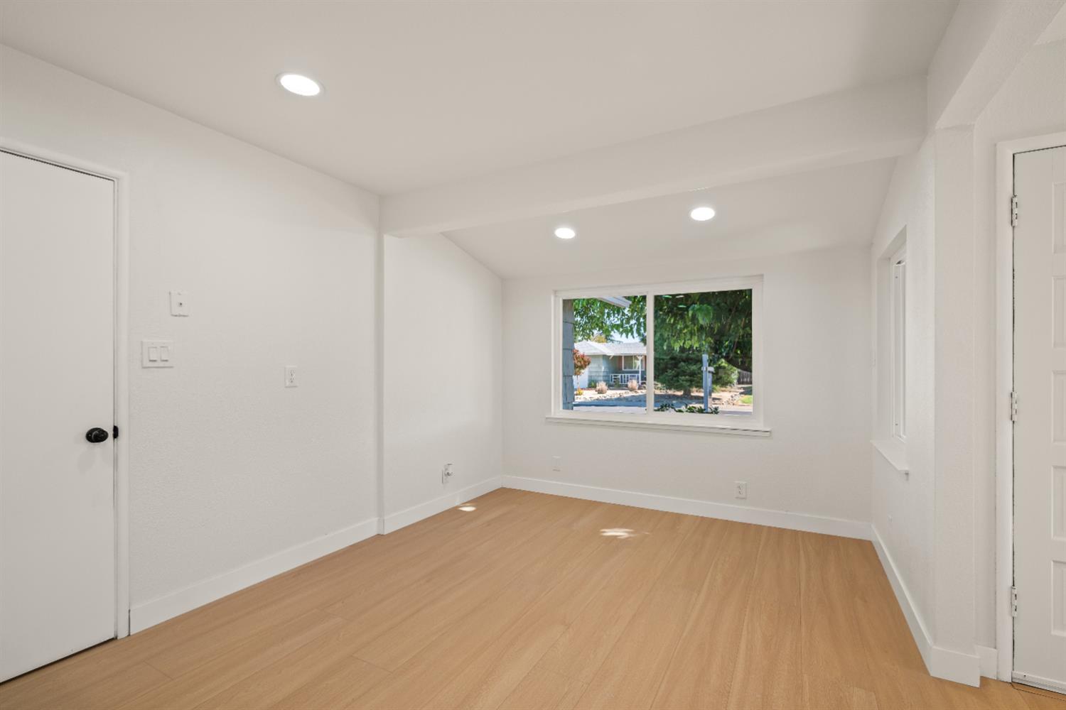 2628 Tronero Way