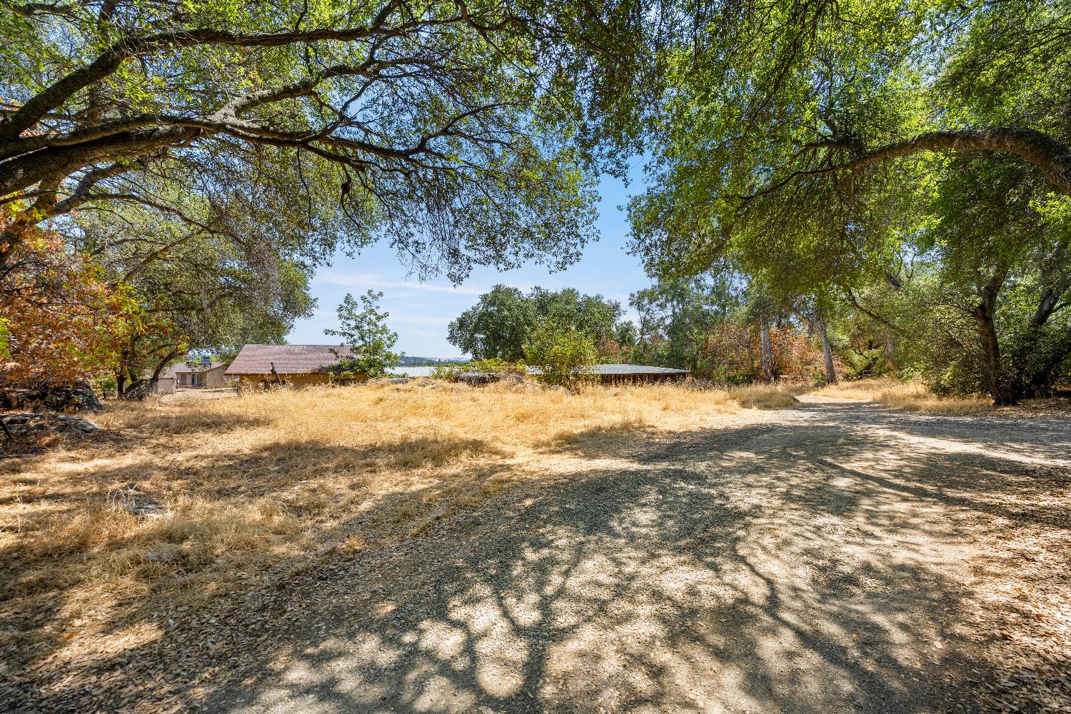 1511 Sisley Road