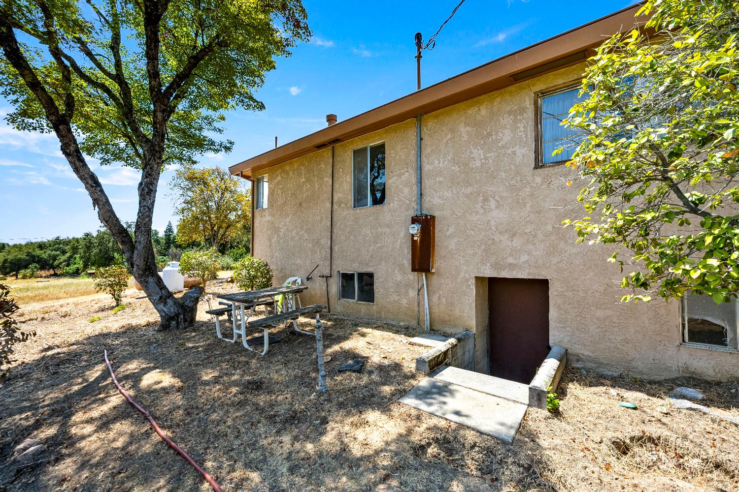 1511 Sisley Road