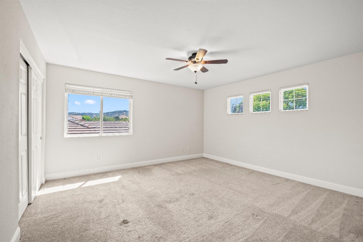 1604 Thurman Way