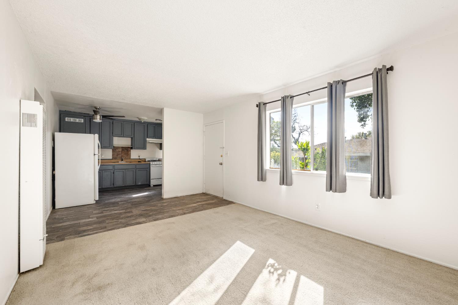 852 Live Oak Way