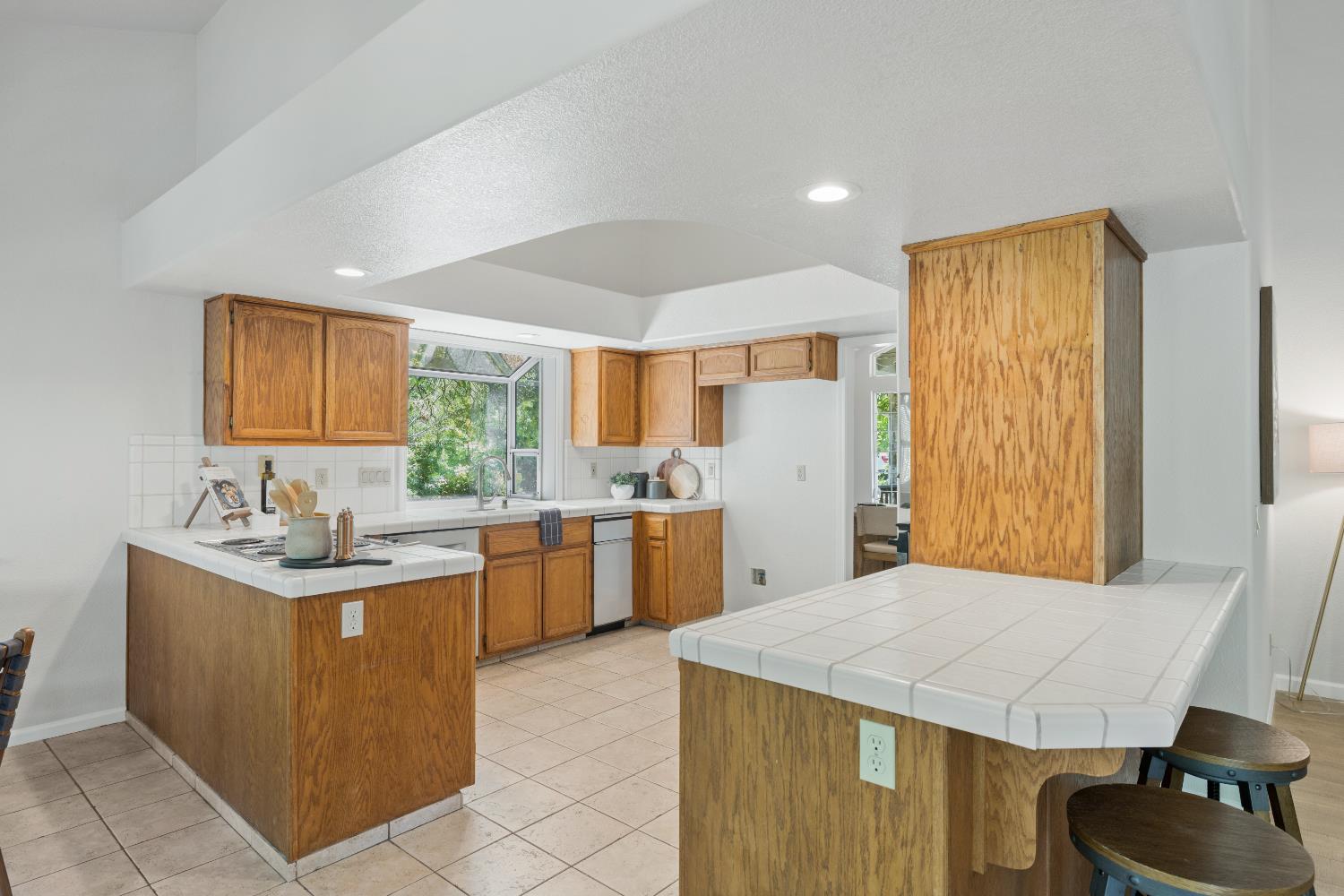 2964 Ridgeview Drive