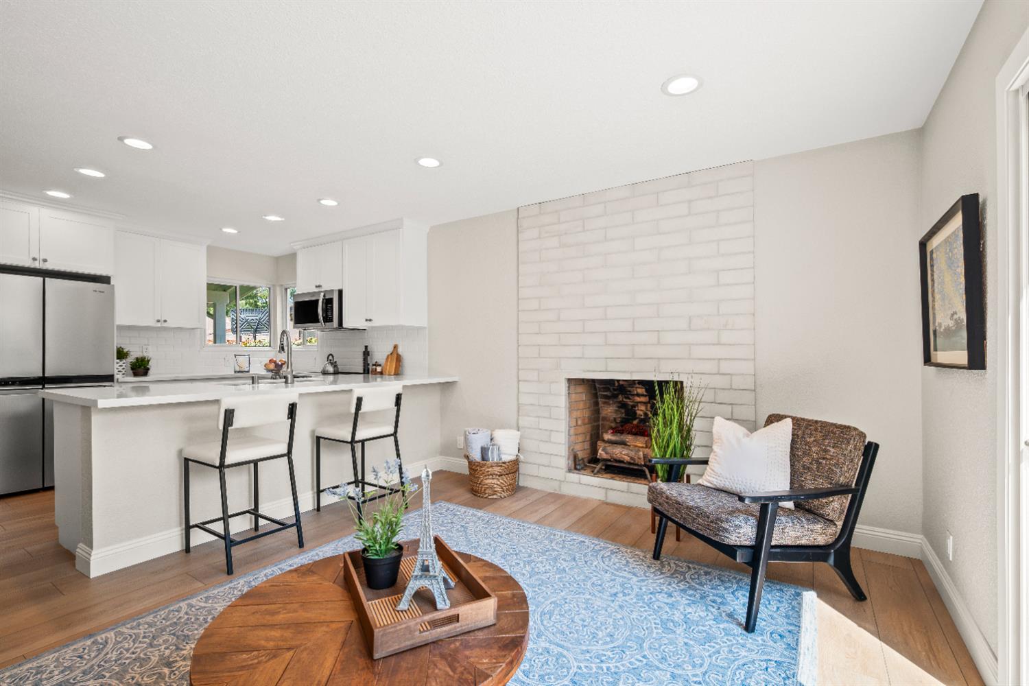 8356 Marina Greens Way