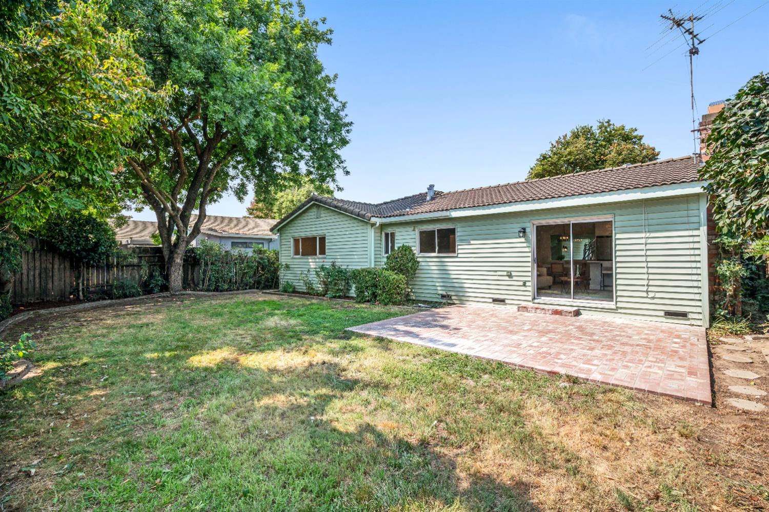 8356 Marina Greens Way