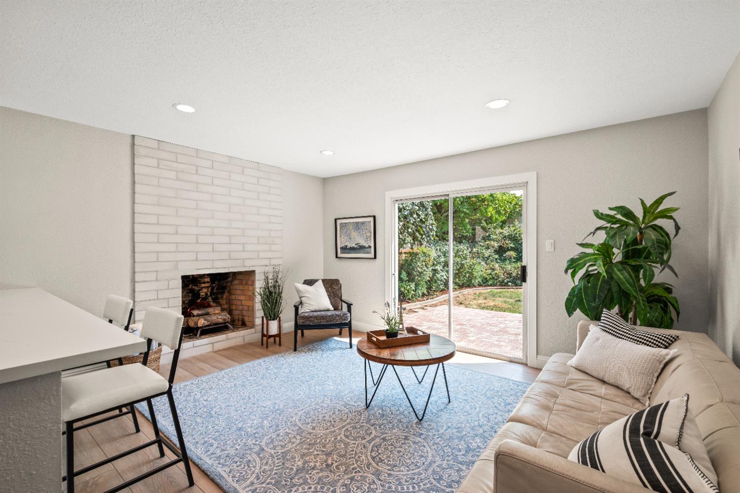 8356 Marina Greens Way