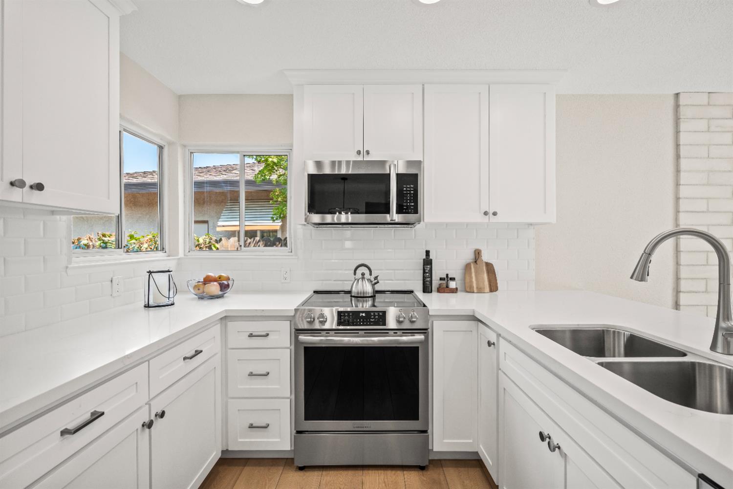 8356 Marina Greens Way