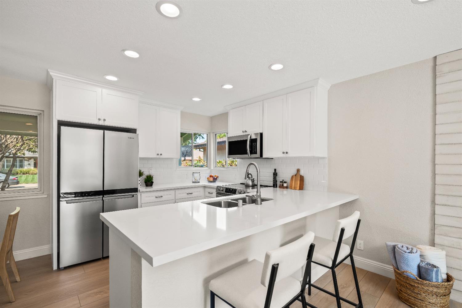 8356 Marina Greens Way