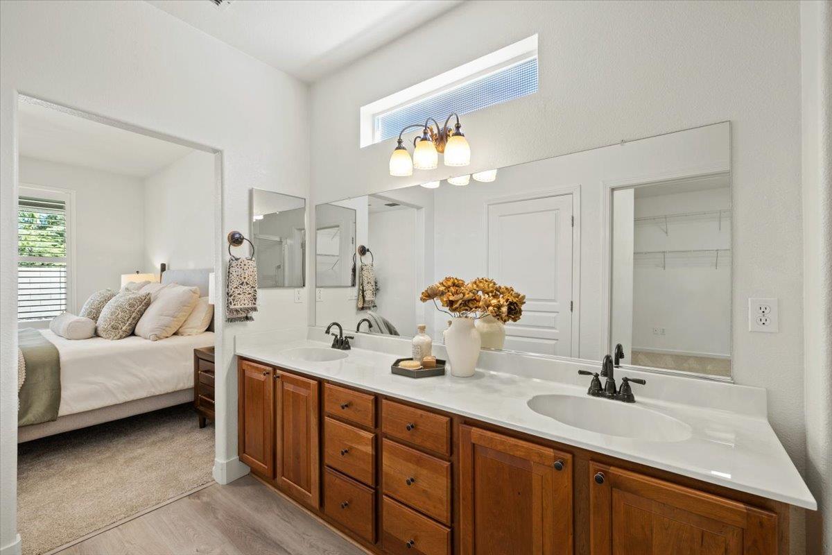 1613 Avian Hill Place