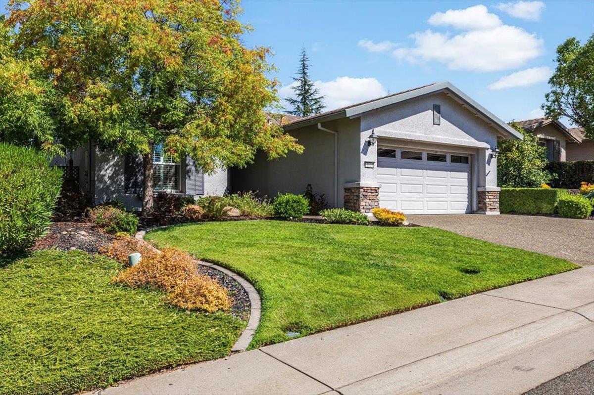 1613 Avian Hill Place