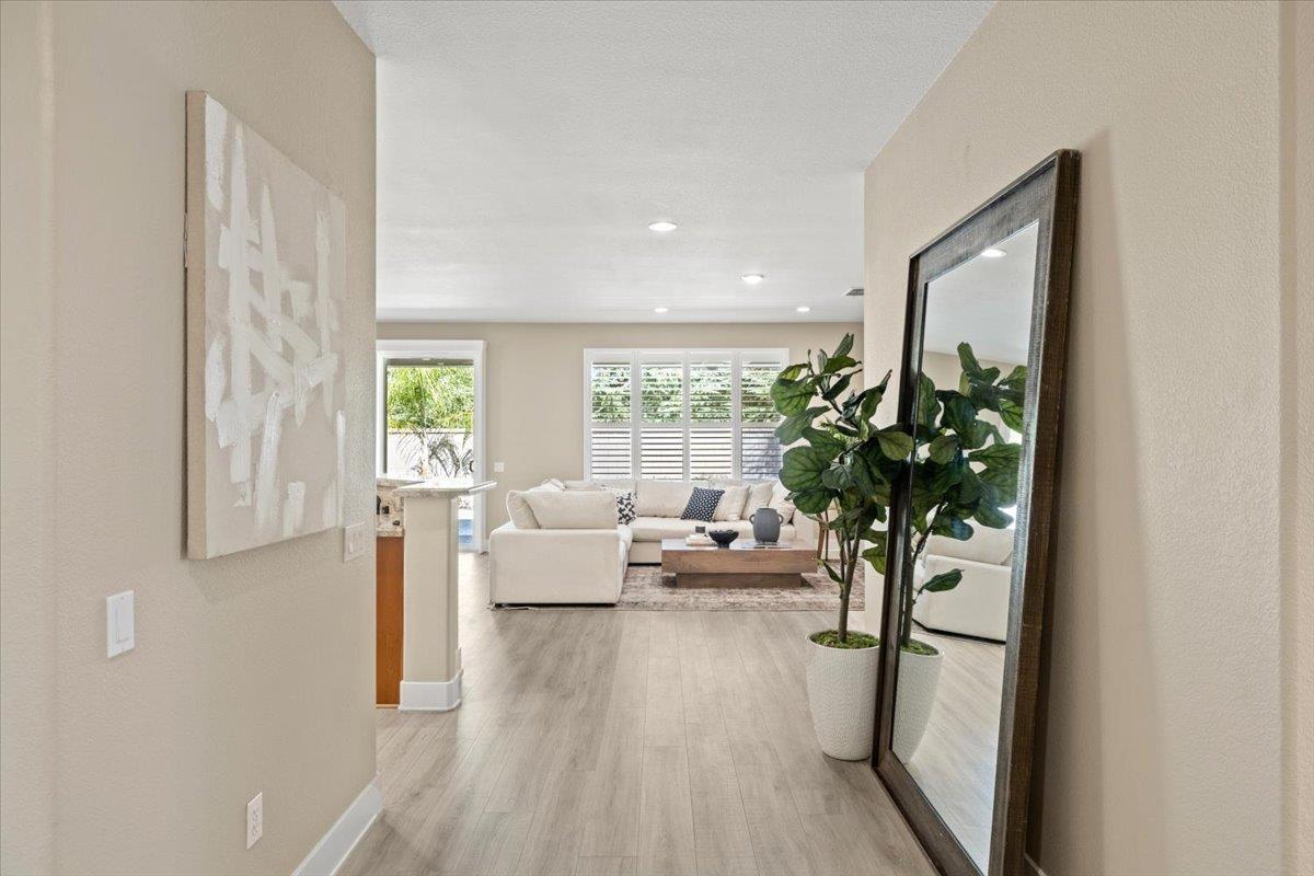 1613 Avian Hill Place