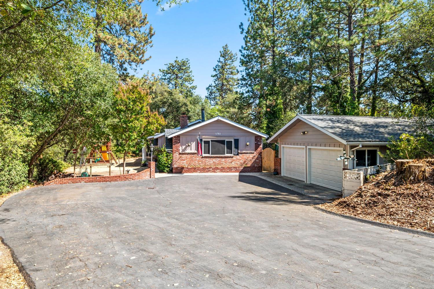 5761 Forest Lake Road
